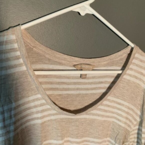 Banana Republic Long Sleeve Tan White Stripes - Picture 6 of 8